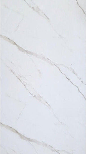 PVC nástenný panel Statuario Soft – biely mramorový dekor s jemným sivým žilkovaním, lesklý, 280×122